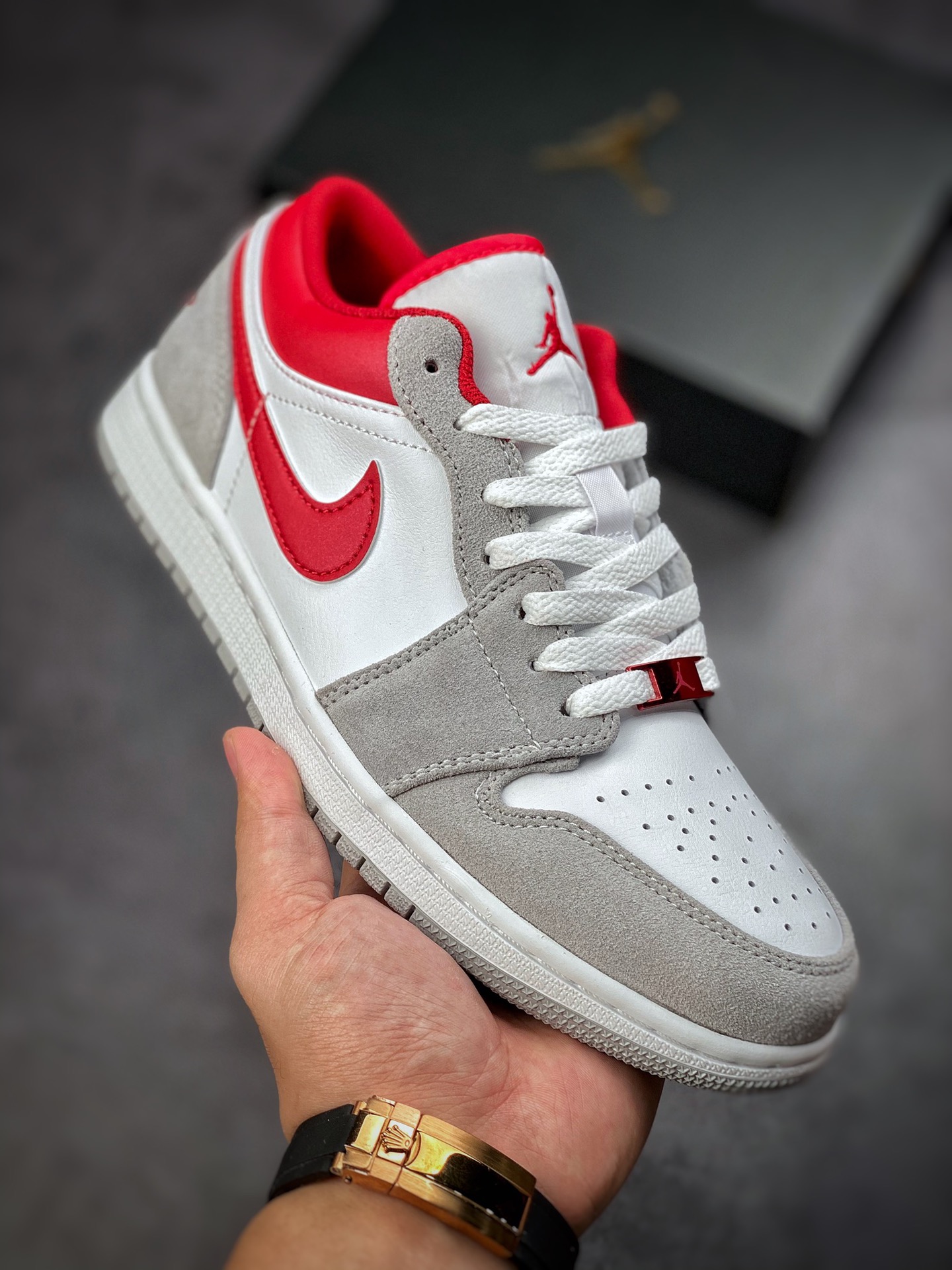 240 原装裸鞋级 Air Jordan 1 Low 纯原系列 灰白红 DC0774-100