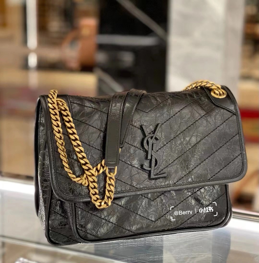 YSL 𝐍𝐢𝐤𝐢 28𝐜𝐦 邮差包 633158黑色/金链