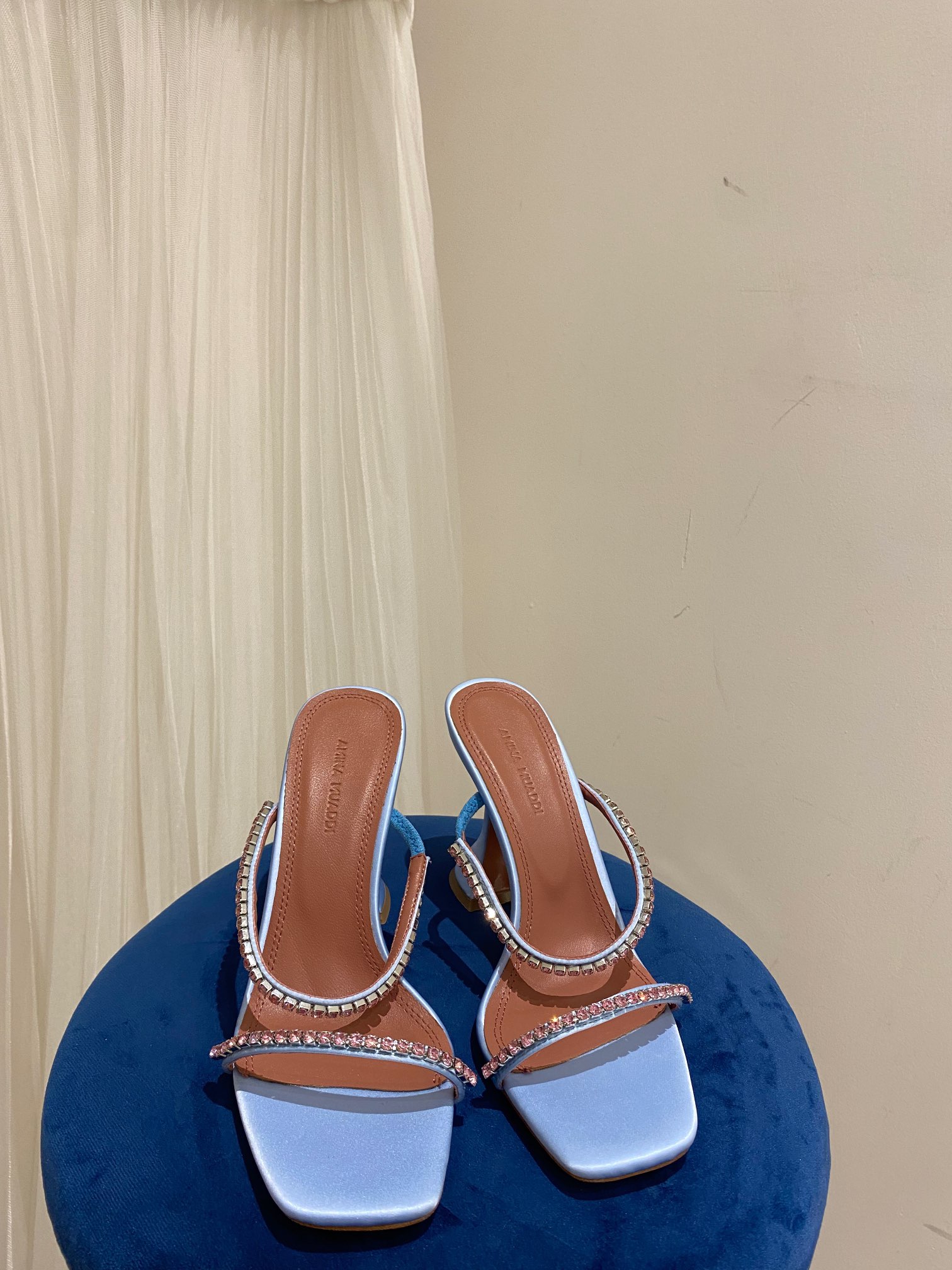 AMINA MUADDI Sandales à talons hauts à fines lanières et strass pour femme, élégantes et tendance - version premium