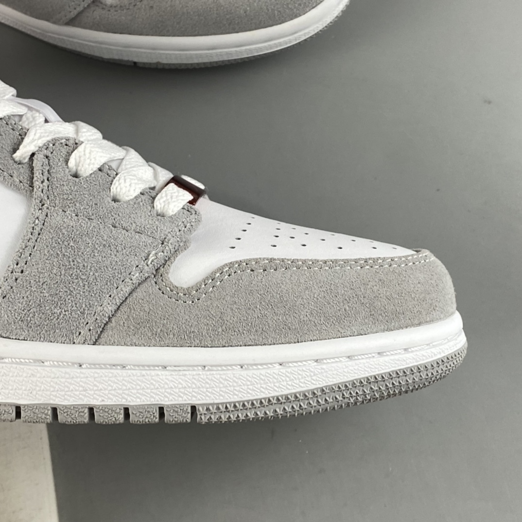 P240 Air Jordan 1 Low AJ1低帮时尚休闲板鞋 DC0774-100