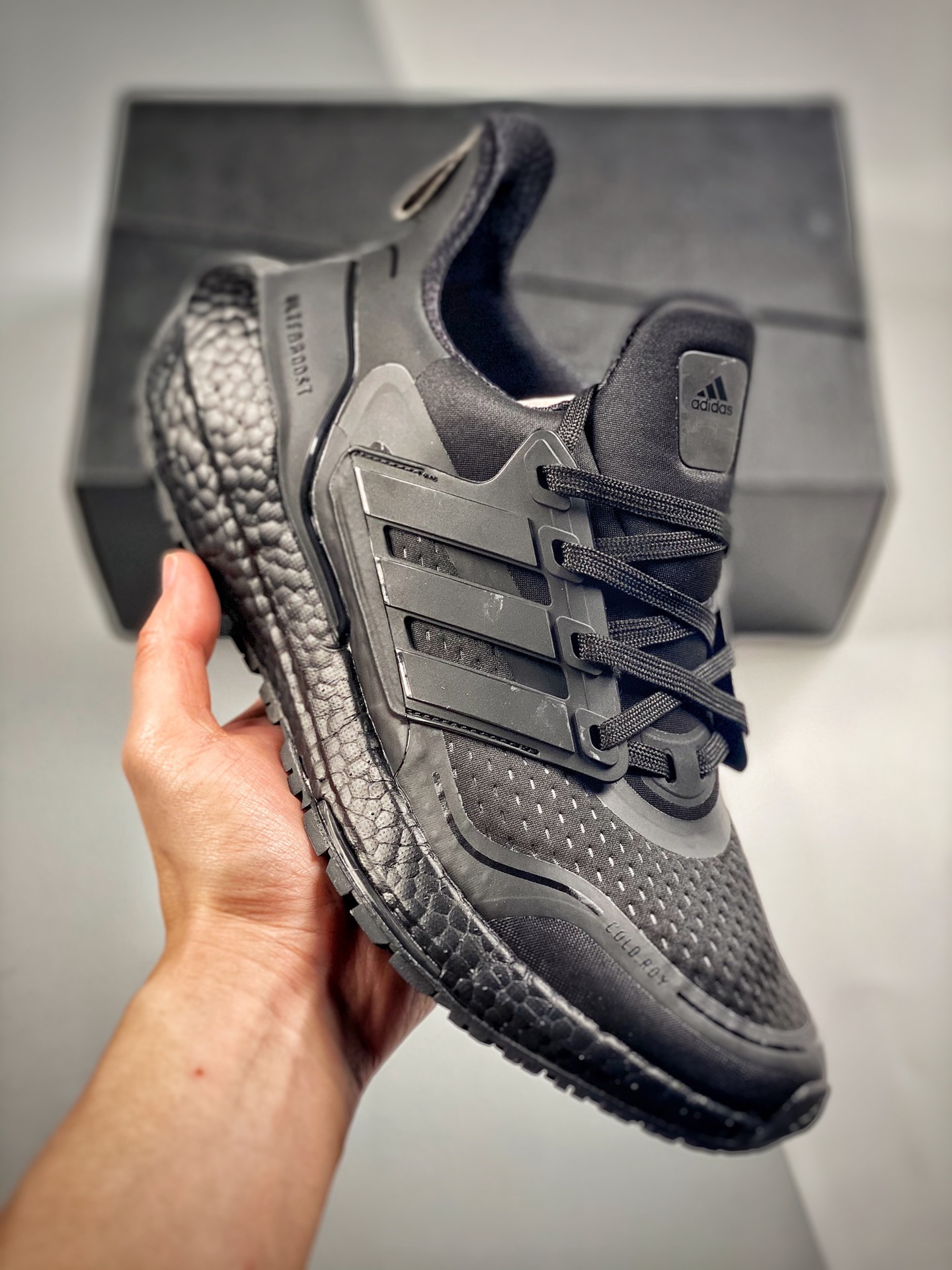 -2 Ultra Boost 8.0 Negro, lanzamiento simultáneo en tienda, fotos reales en primer lanzamiento. En comparación con el a…