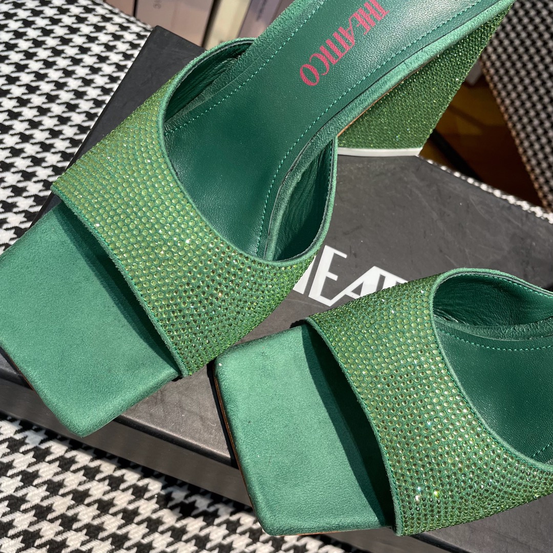 Italian Import Fashion: Triangular Sandals with Bold Colors and Collapse Design - 图片 7