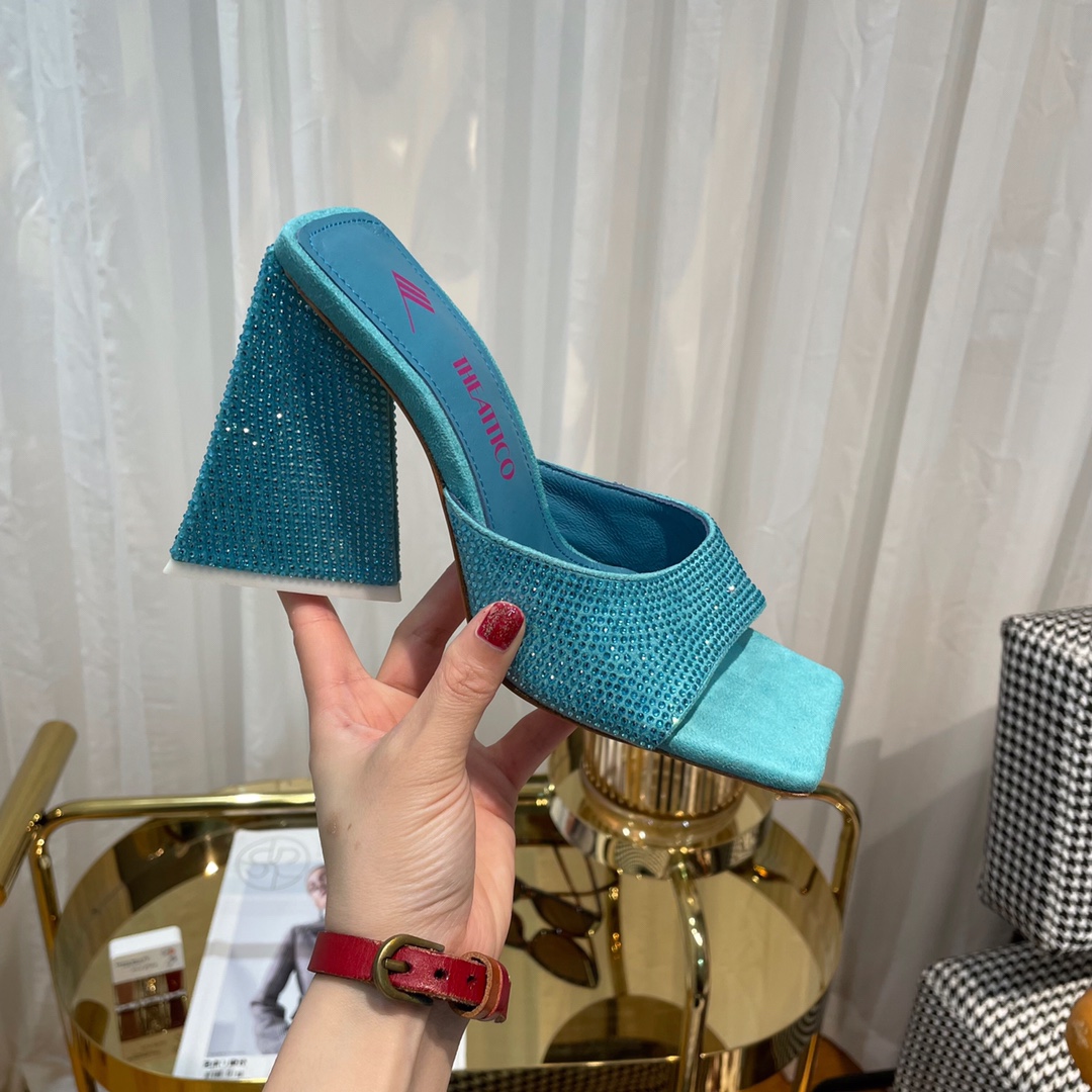 Stylish Italian Sandals: THEEATTICO’s Bold and Comfortable Fashion Collection - 图片 8