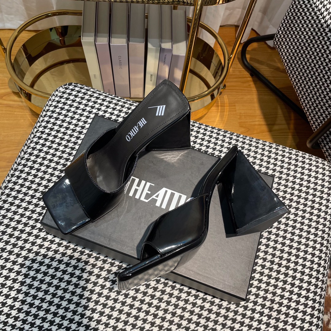 Stylish Italian Sandals: Bold Design, Comfortable, Imported Fabrics, Various Styles. - 图片 4