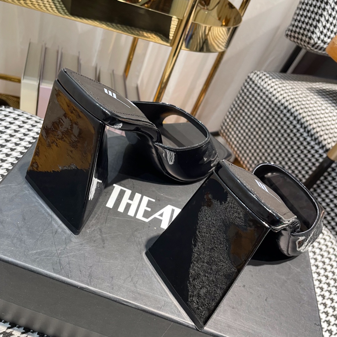 Stylish Italian Sandals: Bold Design, Comfortable, Imported Fabrics, Various Styles. - 图片 6