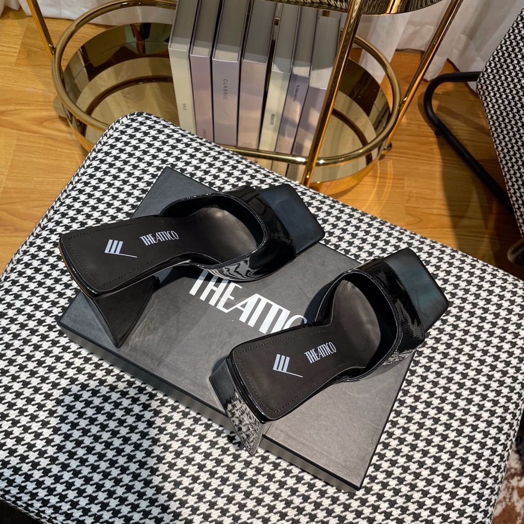 Stylish Italian Sandals: Bold Design, Comfortable, Imported Fabrics, Various Styles. - 图片 5