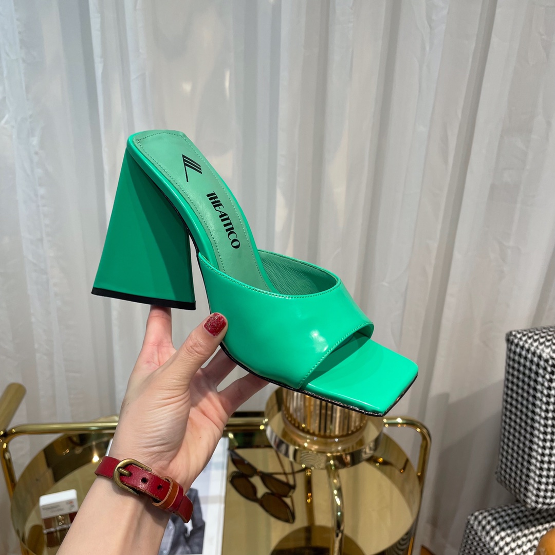 Italian Import Fashion: Bold Designs in THEEATTICO Footwear - 图片 8