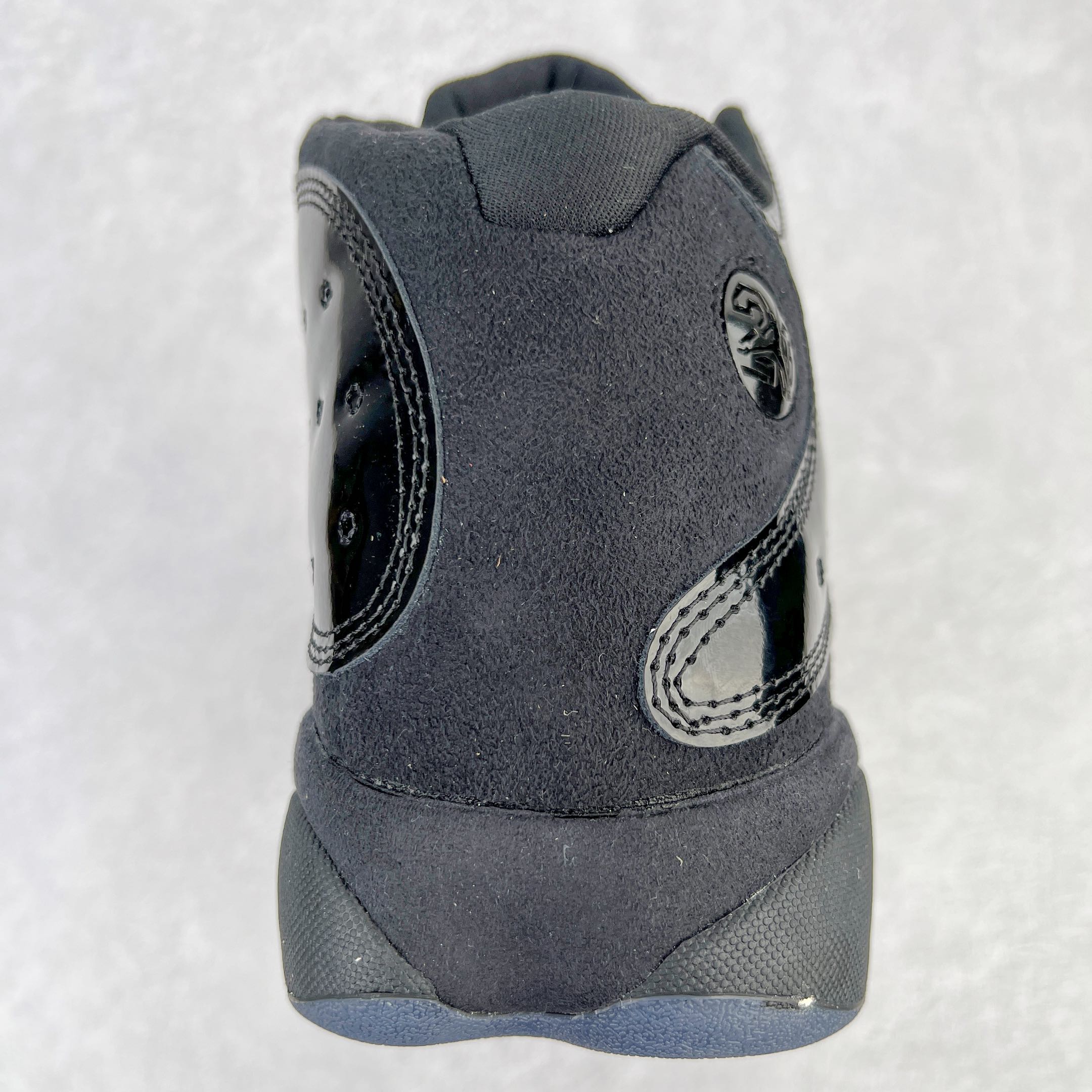 Air Jordan AJ13 “Cap and Gown”
