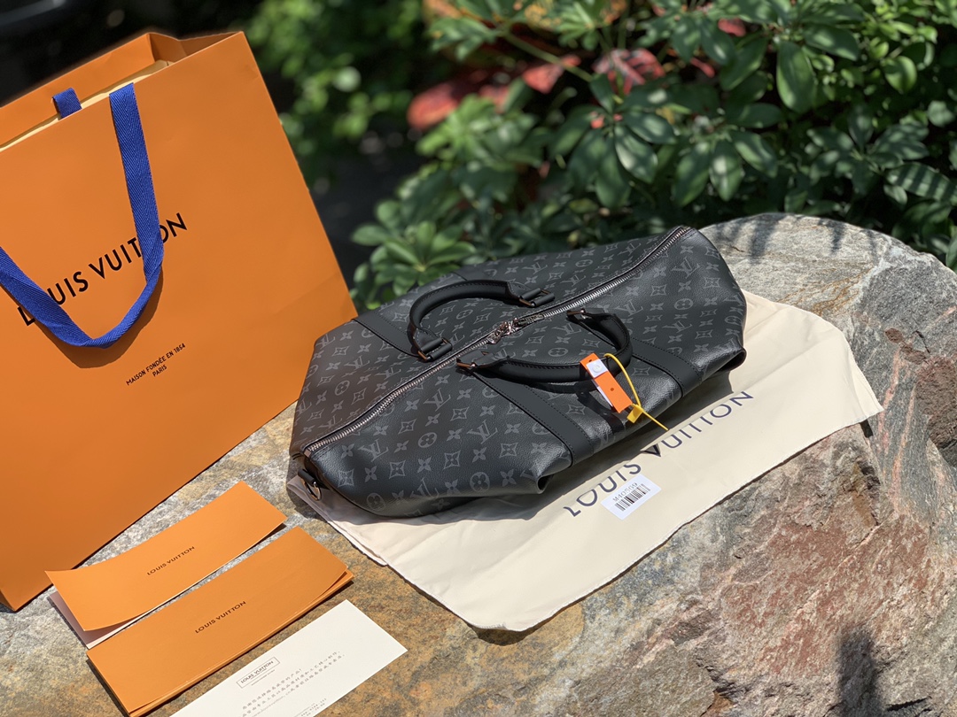 非市场普通货 进口皮料半钢五金 m40569 尺寸45x27x20㎝ 黑花。海外原厂渠道！品质保障，闭眼