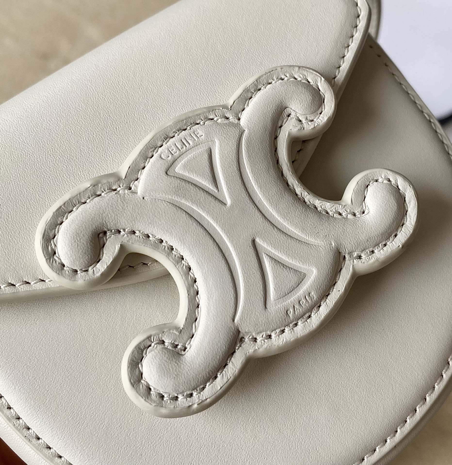 CELINE赛琳顶级小牛皮最新款迷你马鞍包10J303