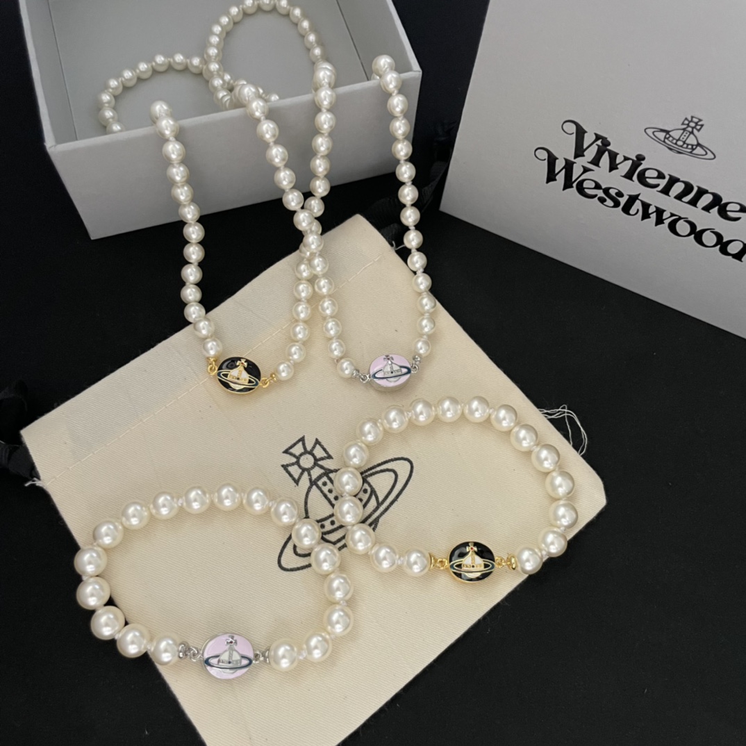 Vivienne Westwood 西太后星球珍珠项链