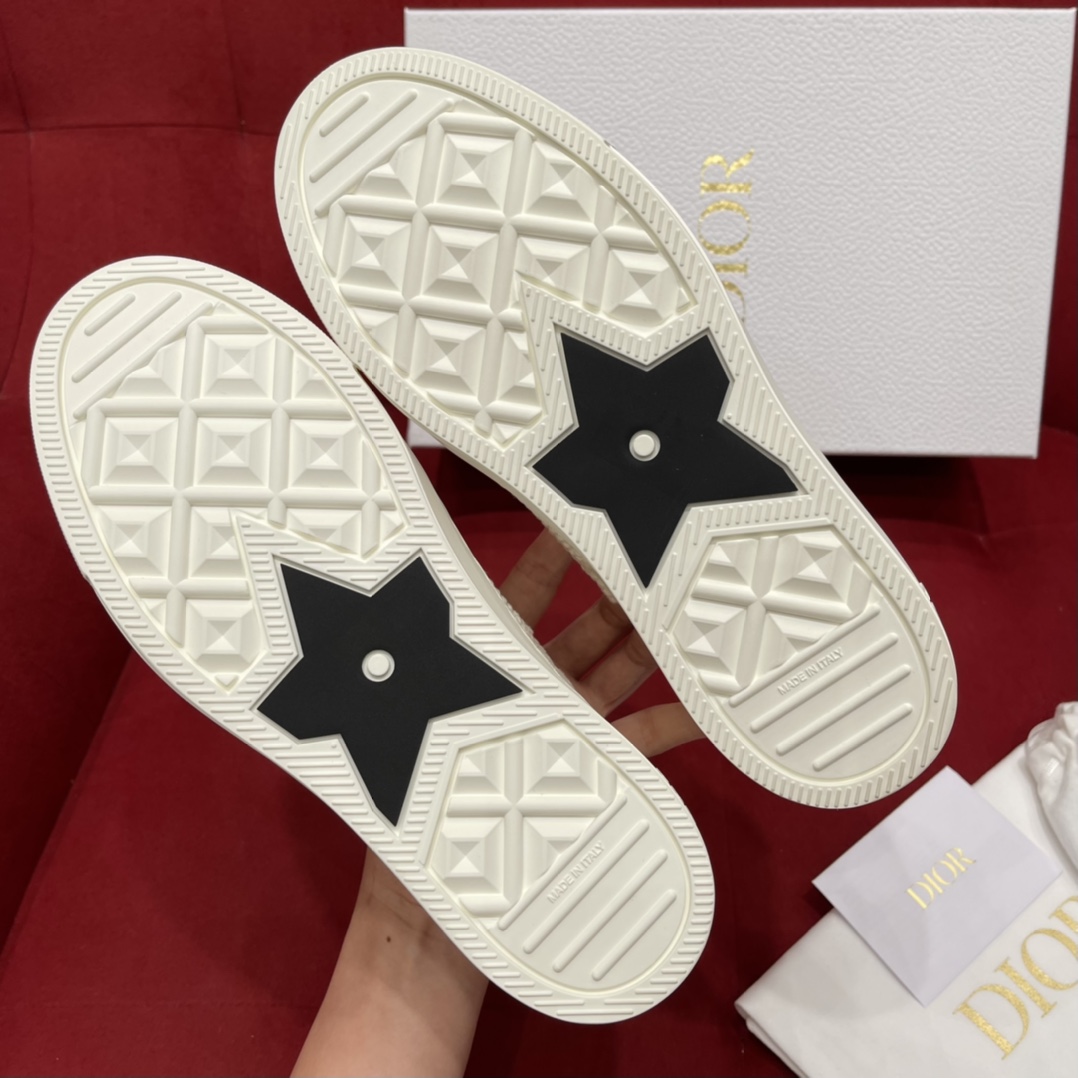 𝐃𝐈𝐎𝐑迪奥   厚底TPU材质的大底 羊皮内里水溶花蕾丝刺绣鞋