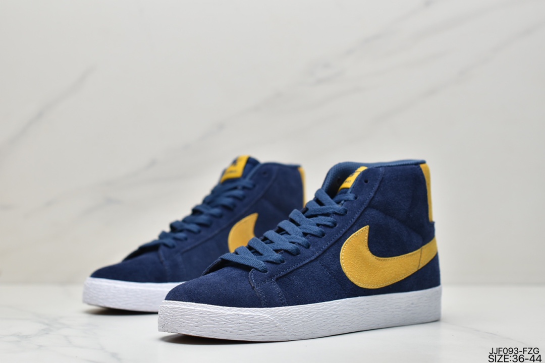 135 真标耐克/Nike Blazer Mid 77 VNTG 开拓者高帮休闲运动板鞋