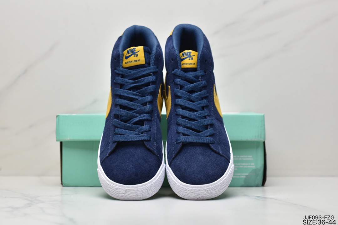 135 真标耐克/Nike Blazer Mid 77 VNTG 开拓者高帮休闲运动板鞋