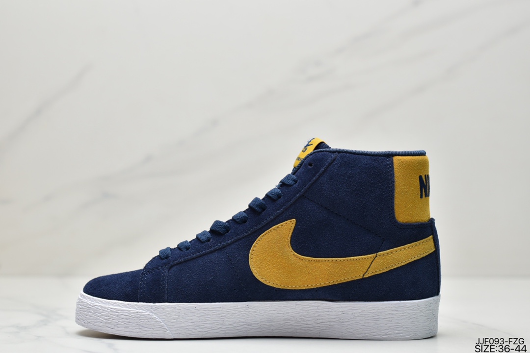 135 真标耐克/Nike Blazer Mid 77 VNTG 开拓者高帮休闲运动板鞋