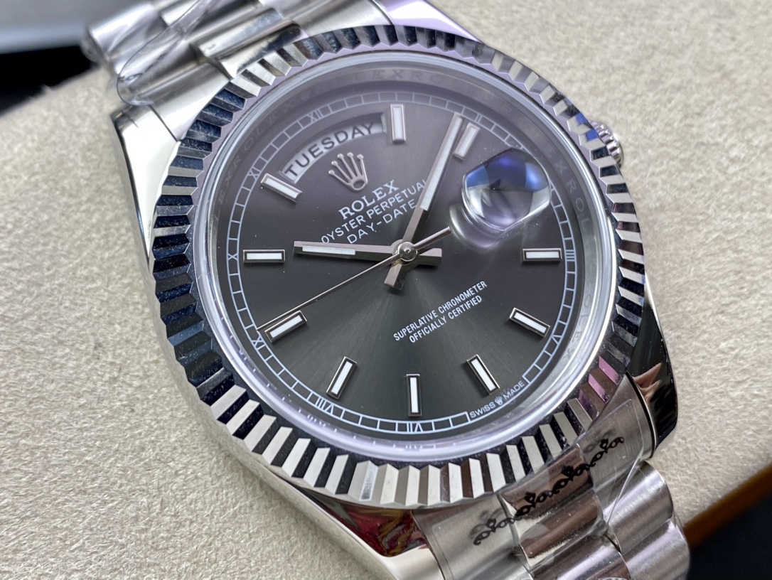 SK厂 劳力士Rolex 双历 星期日志型シリーズ 40mm - 高品質男士腕時計