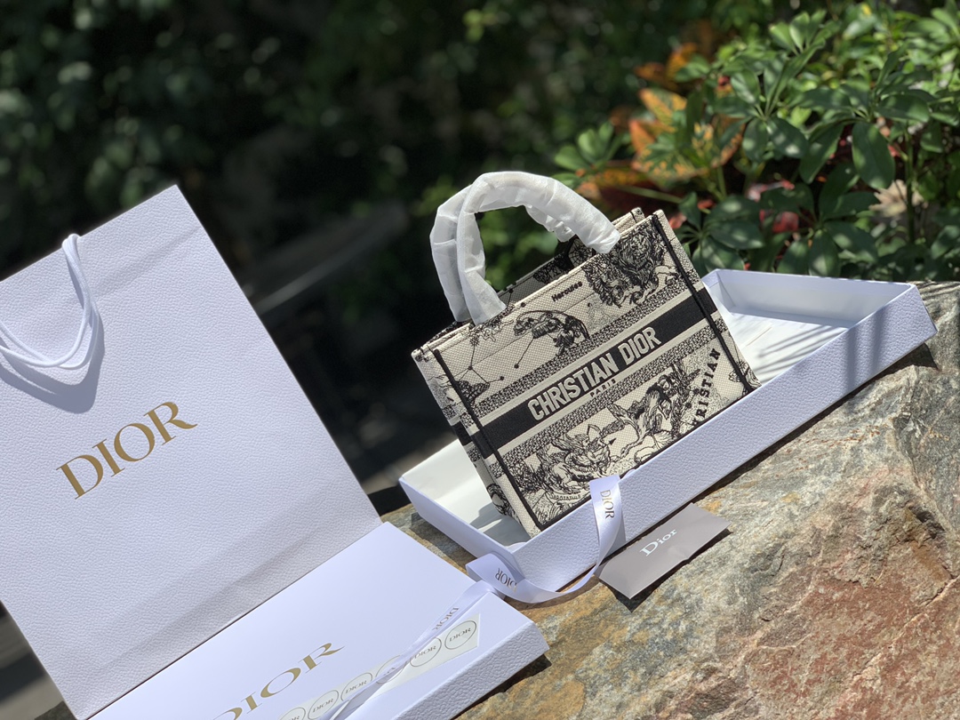 Versión superior mejorada, tamaño 26,5x21x14 CM, ¡productos originales del canal de fábrica! El nuevo bolso tote pequeñ…
