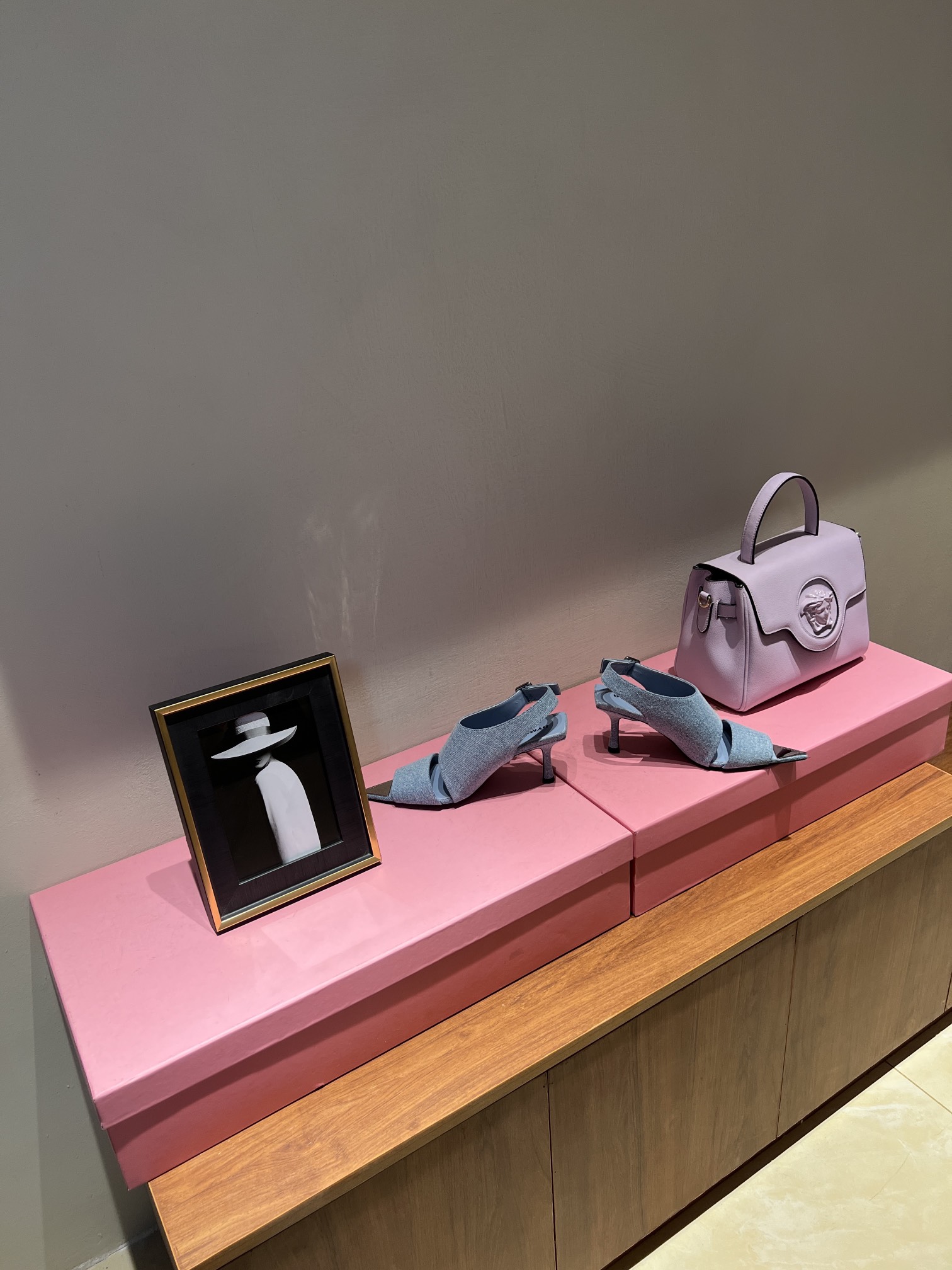 Top Edition Shoes: Unique Cowboy Color, Metallic Decorations, Independent Designer, Summer Sandals - 图片 3