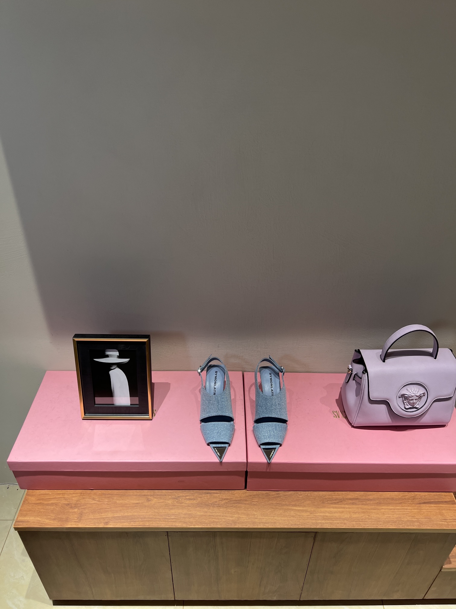 Top Edition Shoes: Unique Cowboy Color, Metallic Decorations, Independent Designer, Summer Sandals - 图片 2