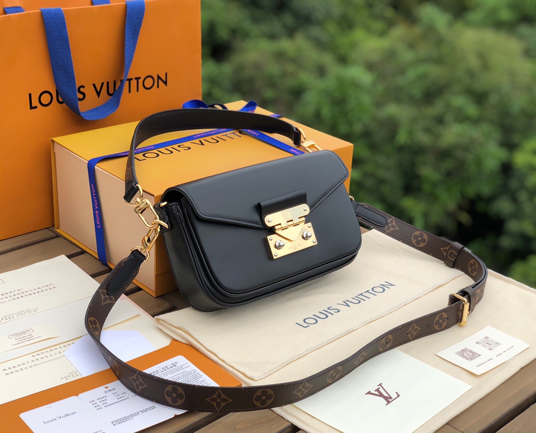 🌼 m20393尺寸24×15×6原厂渠道 LV2022春夏秀款Swing 腋下包，全新亮相2022春夏