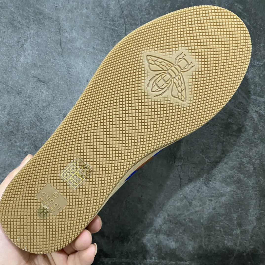 图片[9]-顶级代购版 Gucci做旧小脏鞋 ZP开发 原版开模 金属双G水晶圆柱形标 Gucci原版纹织带 真正水洗布标 鞋面擦色牛皮拼接经典双G布面料，皮面切口全油边封口工艺，原版毛巾布里细腻柔软更舒适透气，垫脚乳胶注塑一体，私模钢印，双色原版TPU大底(下层宽，上层窄) 配进口原版四边封干燥剂、原版18股鞋带，绿色盒子，与专柜配套包装一致 尺码：女34-40 男38-45-选品中心