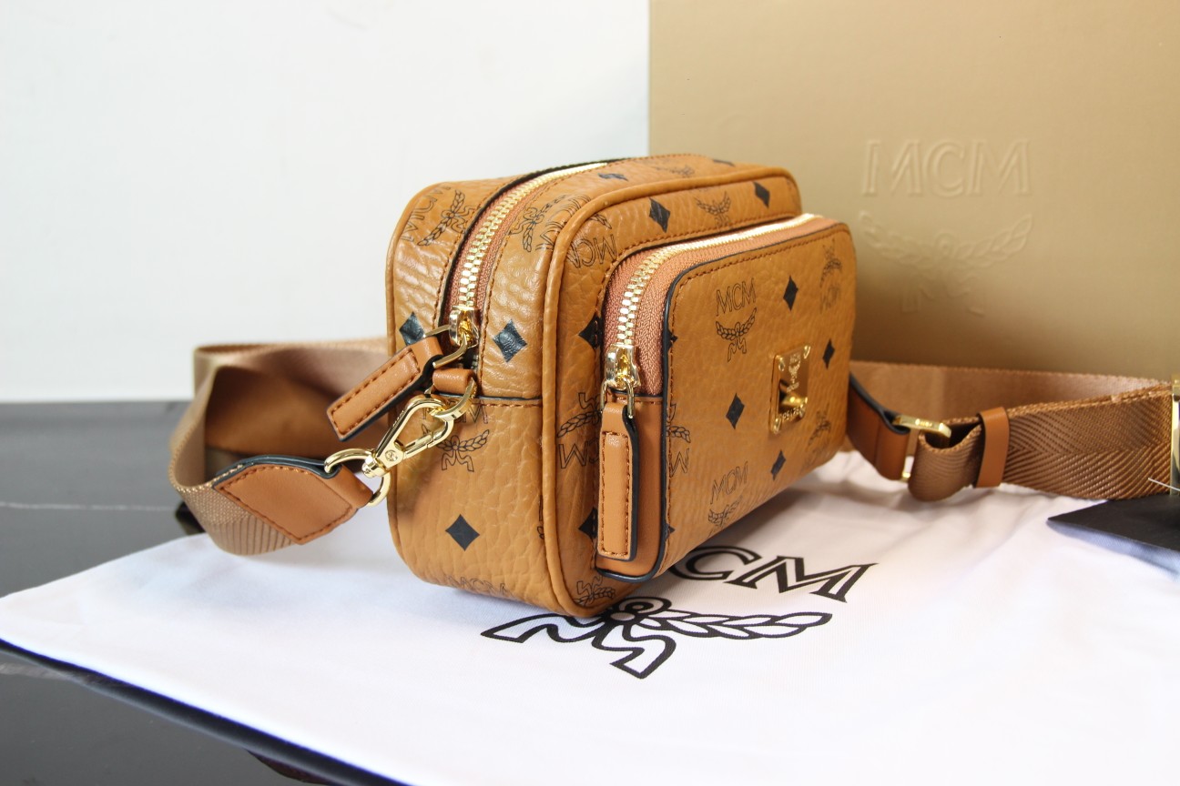 One pack for three purposes Cross-mountable Can Fanny Pack chest bag size:18*12
