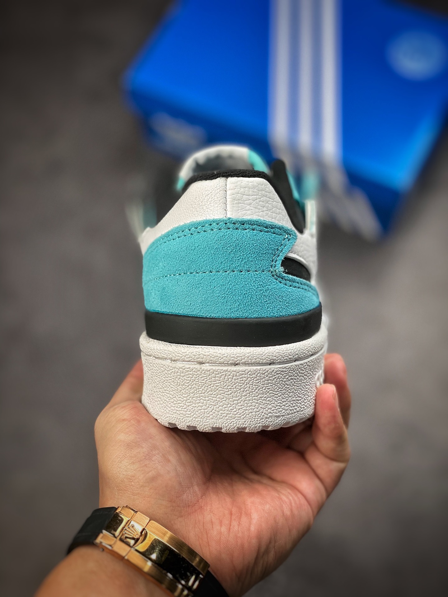 200 Adidas Forum 84 Low OG 低帮百搭潮流休闲运动板鞋  GZ5390