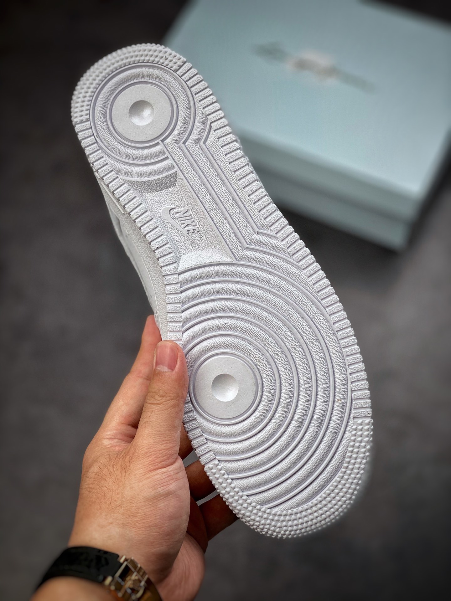 270 Nike Air Force 1 Low 07 x Drake 纯白 CZ8065-100