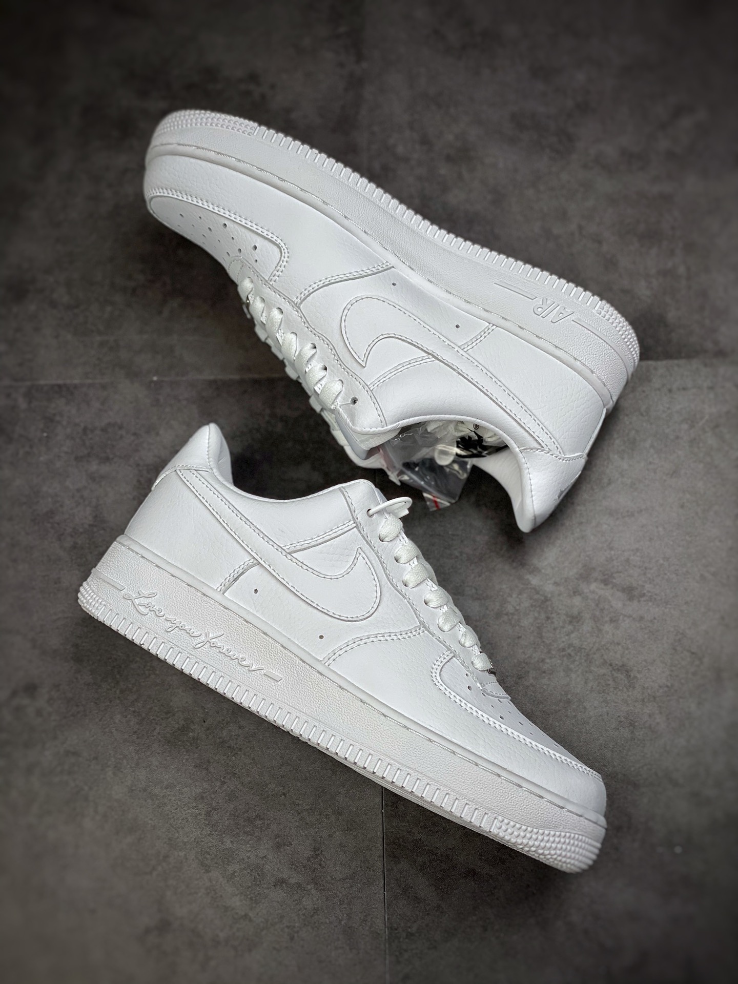 270 Nike Air Force 1 Low 07 x Drake 纯白 CZ8065-100