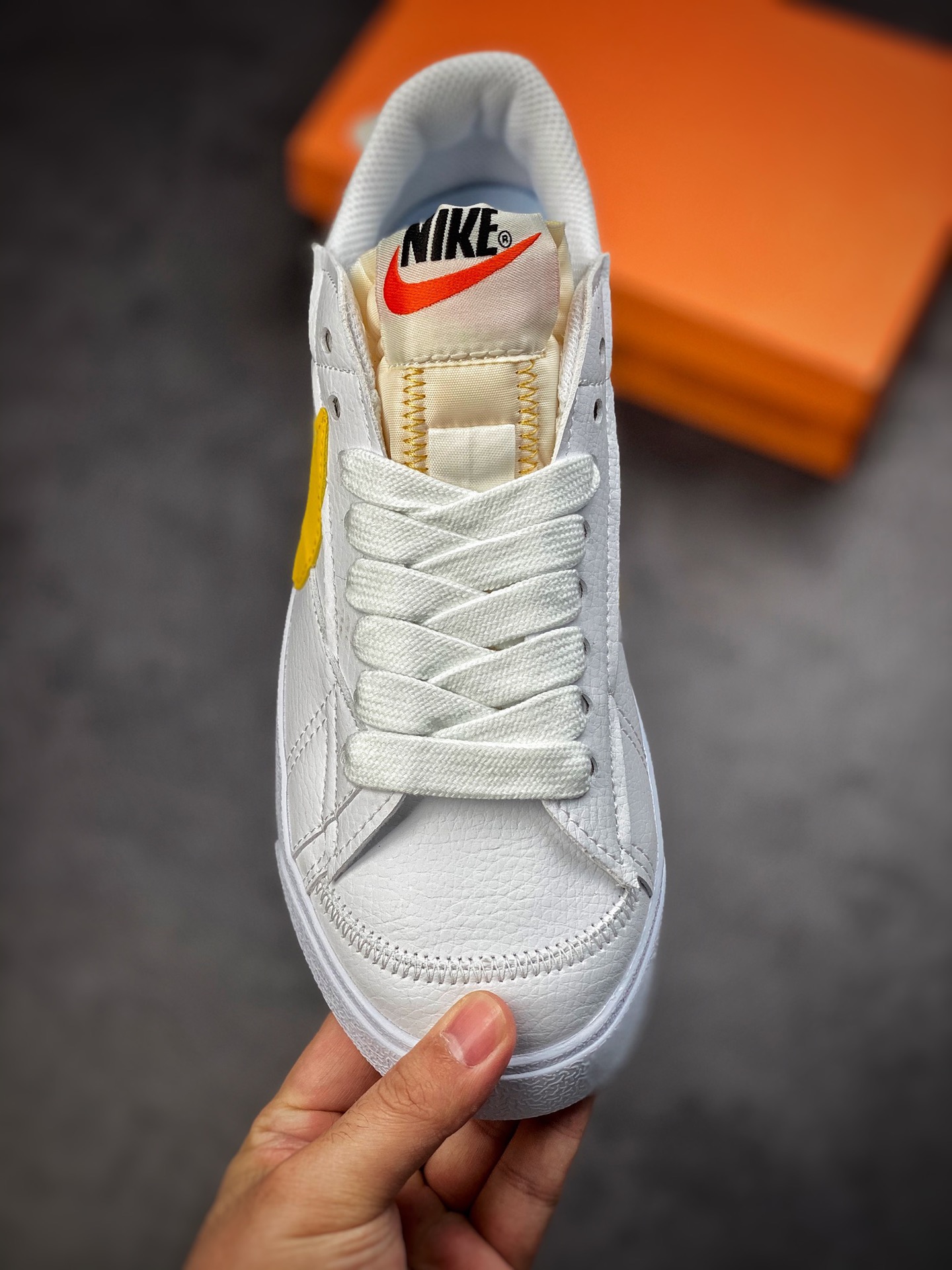 150 Nike Blazer Low’77 Jumbo 白黄 经典百搭低帮开拓者休闲运动板鞋 DV3506-100
