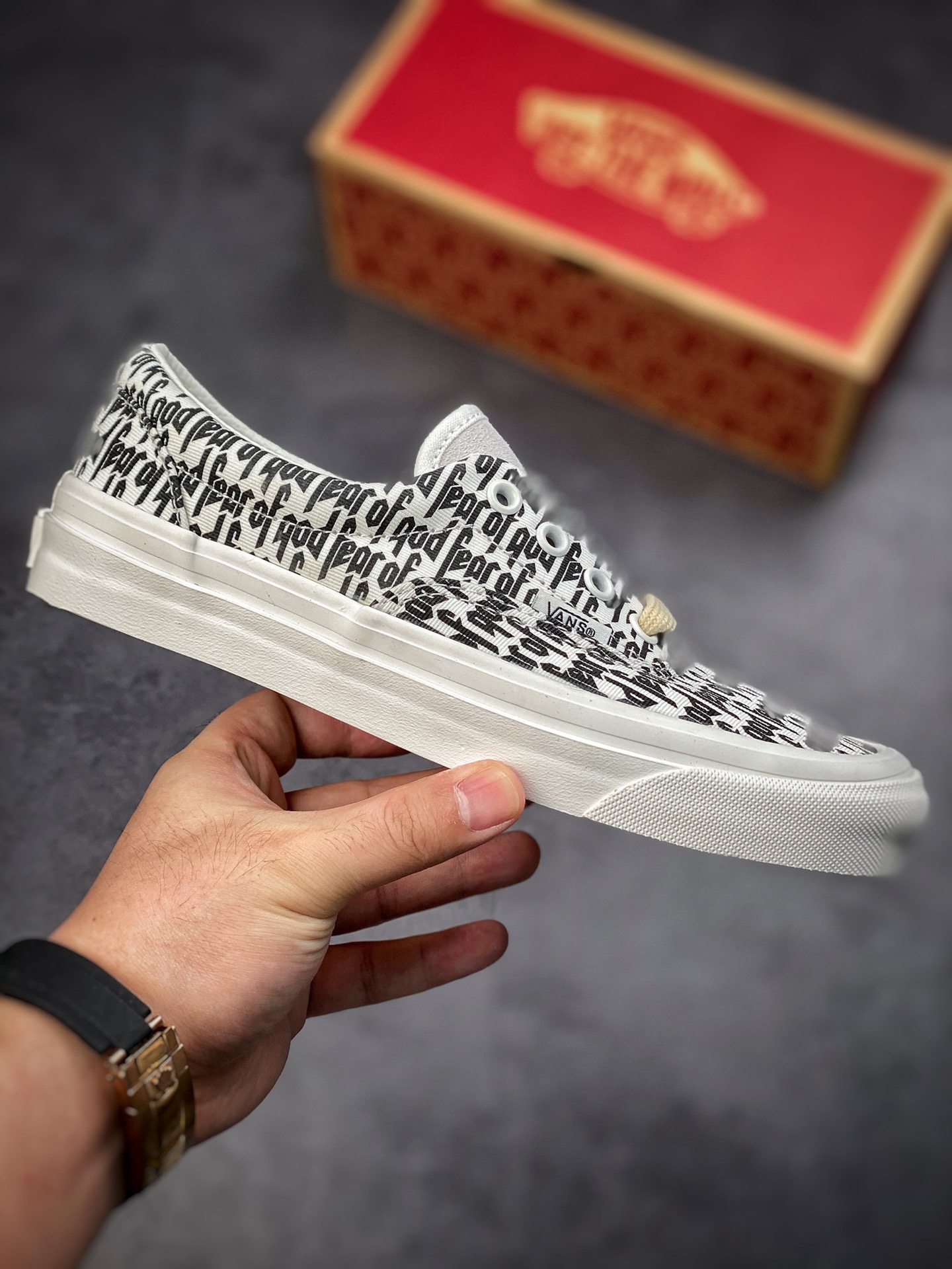 220 万斯/Vans  x Fear Of God Era 95 Reissue 联名低帮滑板鞋/印花