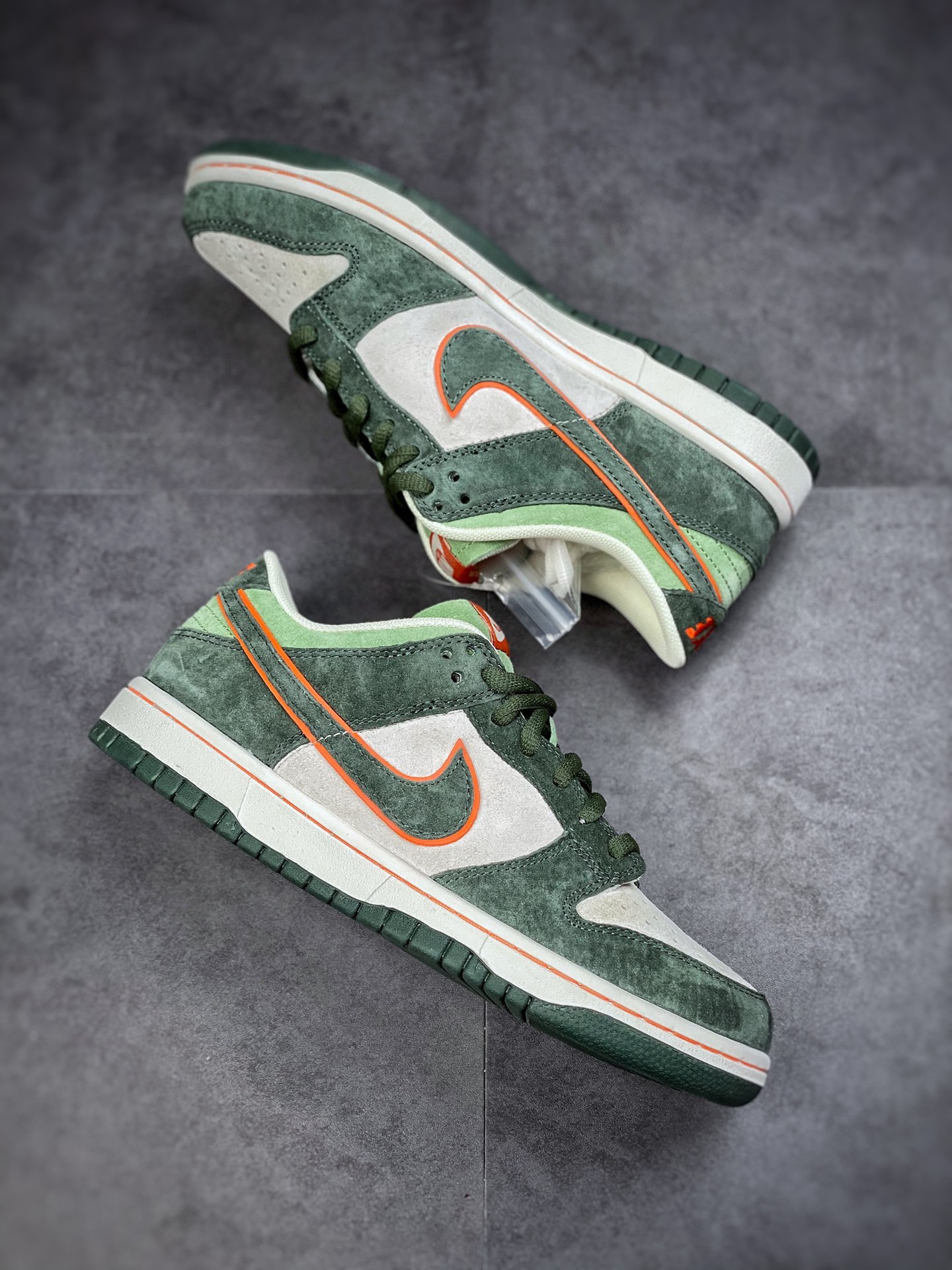 200 #性价比版本 Otomo Katsuhiro x Nike SB Dunk Low ”Steamboy OST”  LF0039-007