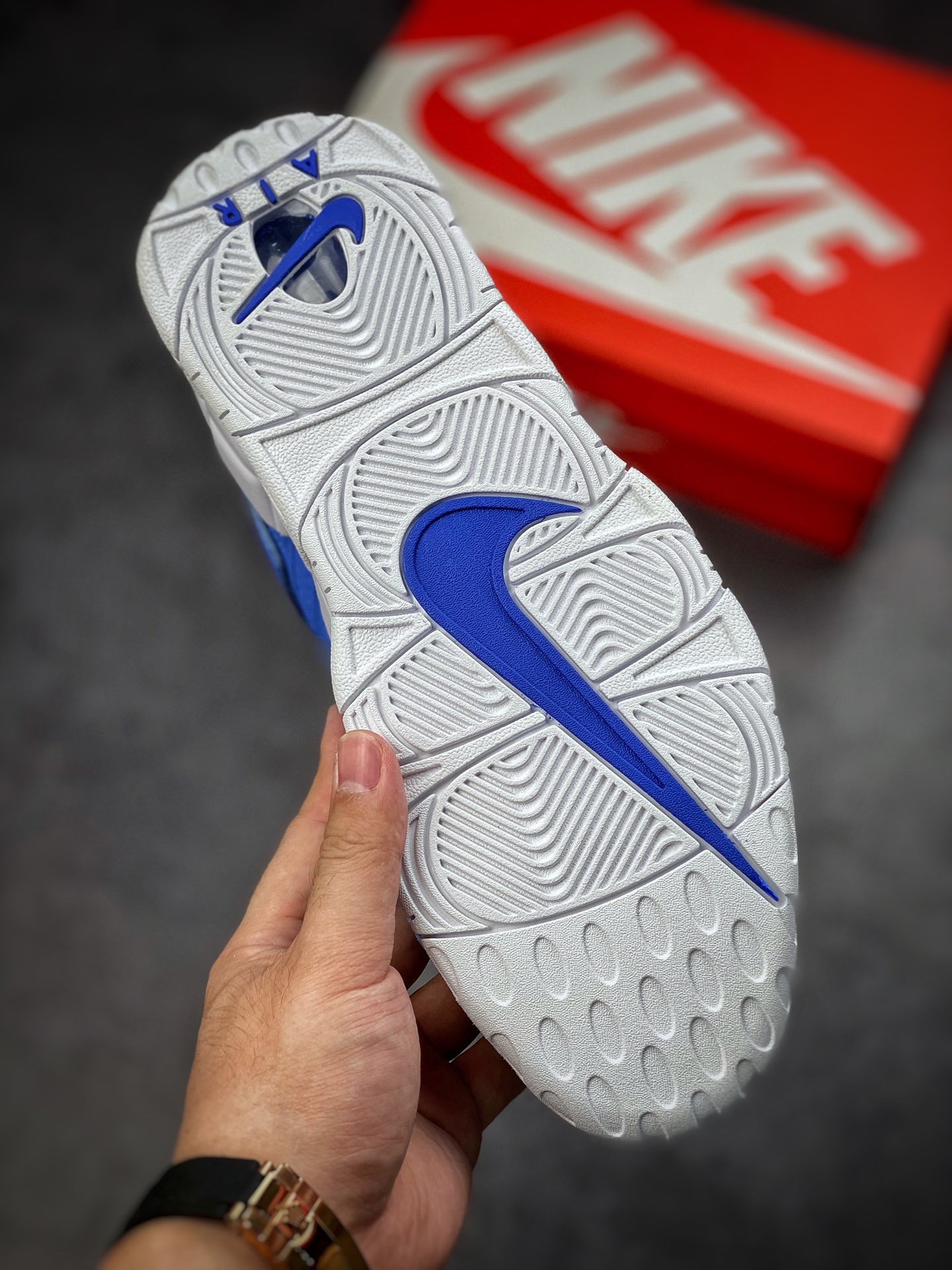 260 Air More Uptempo 北卡蓝 代表着历史最高版本皮蓬 DM1023-400