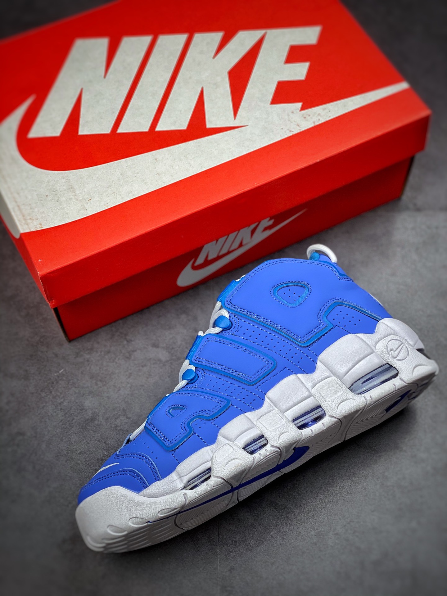 260 Air More Uptempo 北卡蓝 代表着历史最高版本皮蓬 DM1023-400