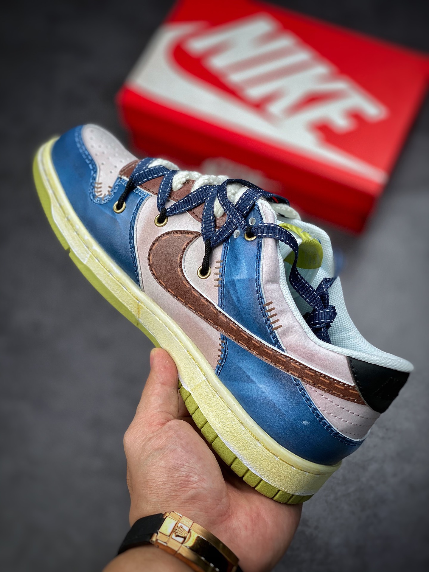 Futura x Nike Dunk Low SB Joint Deconstruction Strap Skateboard Shoes DD1503-600