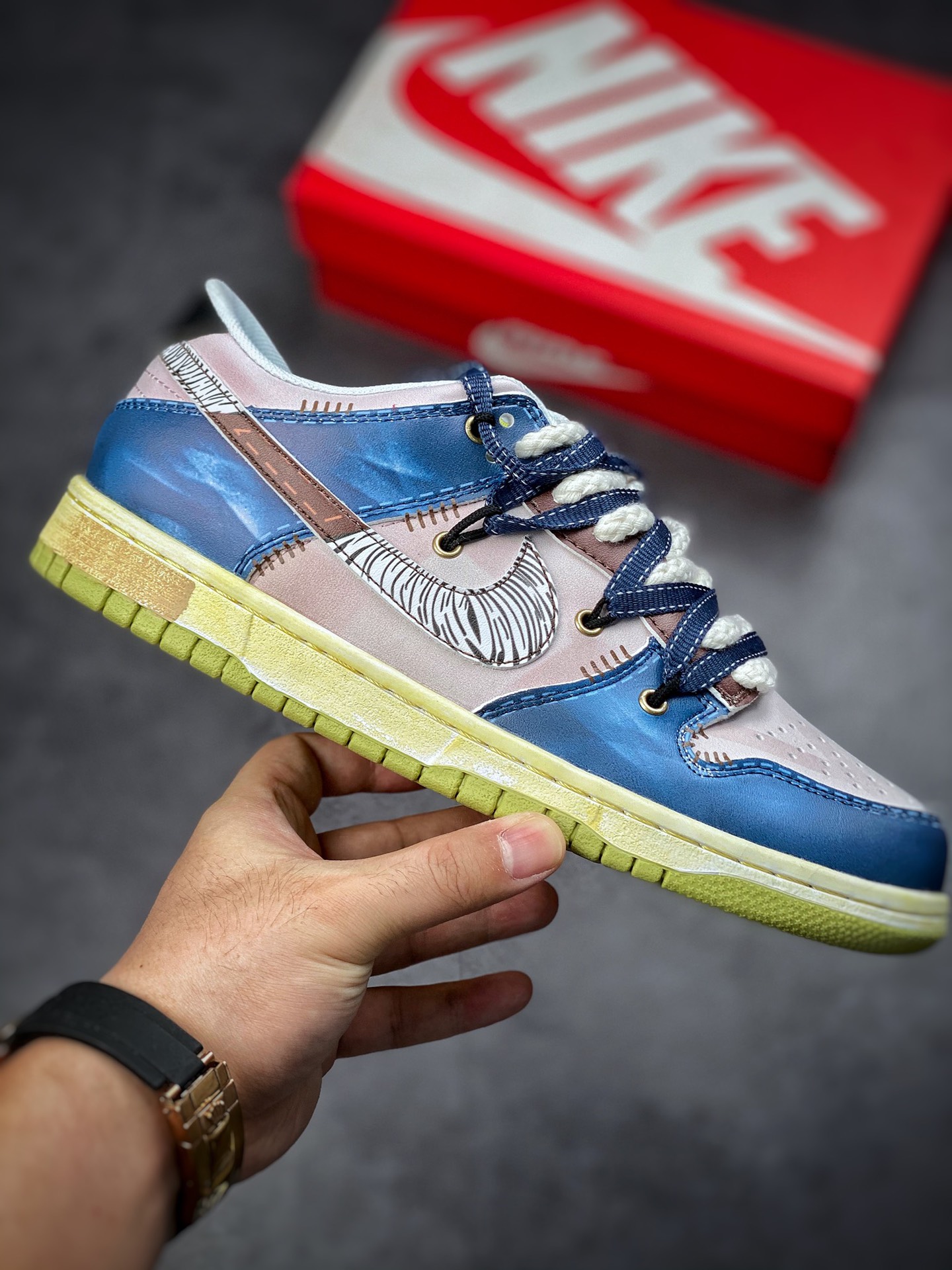 Futura x Nike Dunk Low SB Joint Deconstruction Strap Skateboard Shoes DD1503-600