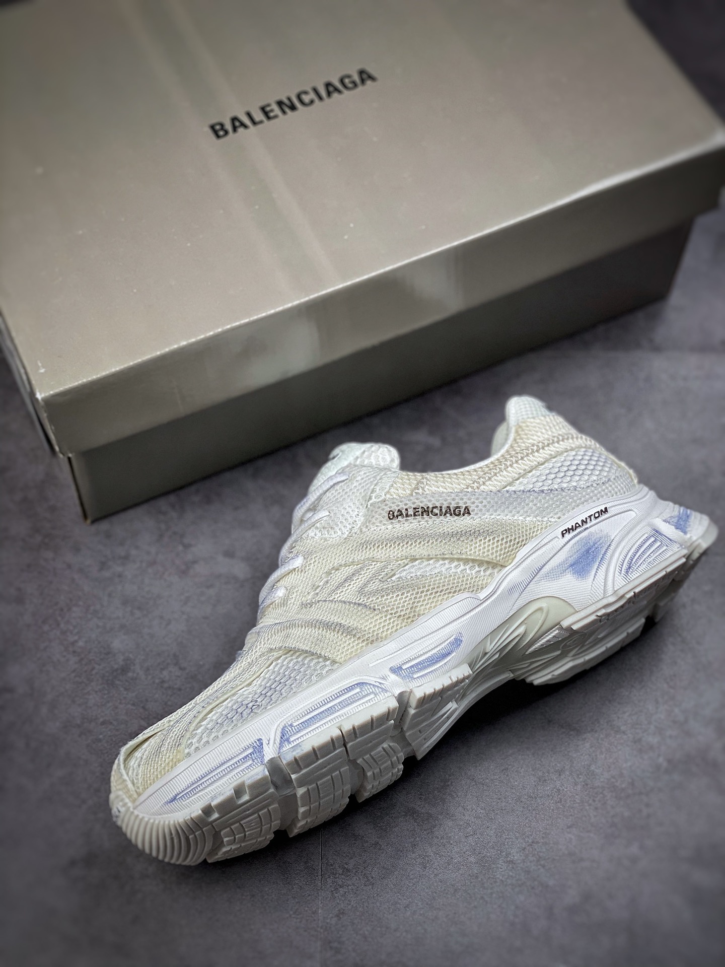 280  BALENCIAGA Phantom Trainer Low-Top Sneaker幻影系列低帮前卫复古老爹风慢跑鞋