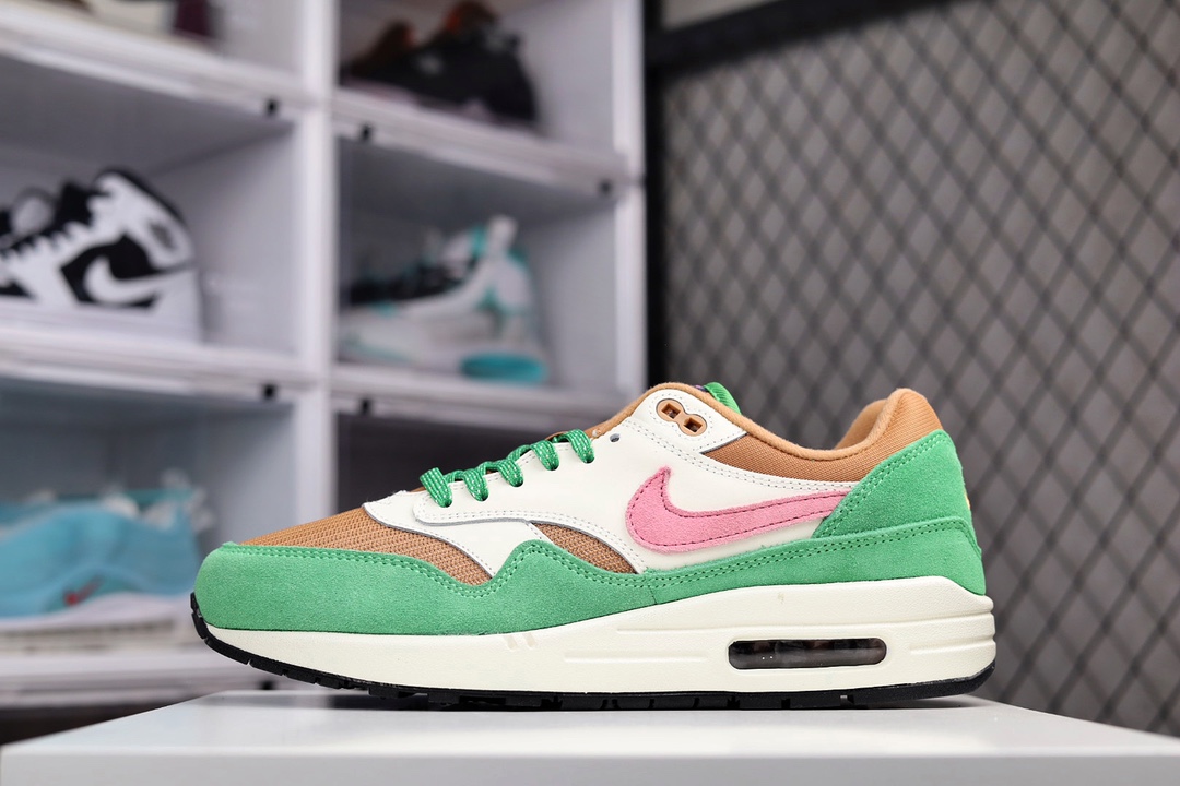 H0 公司级Air Max 1 麂皮棕绿粉原纸板原楦头打造 原厂折边工艺 原档案大底 所有皮料均来自原厂 有渠道的老铁可操作实体店卖高价无压力 市场所谓的无盒公司 河源SZ代工厂流出裸鞋 同源933XQ