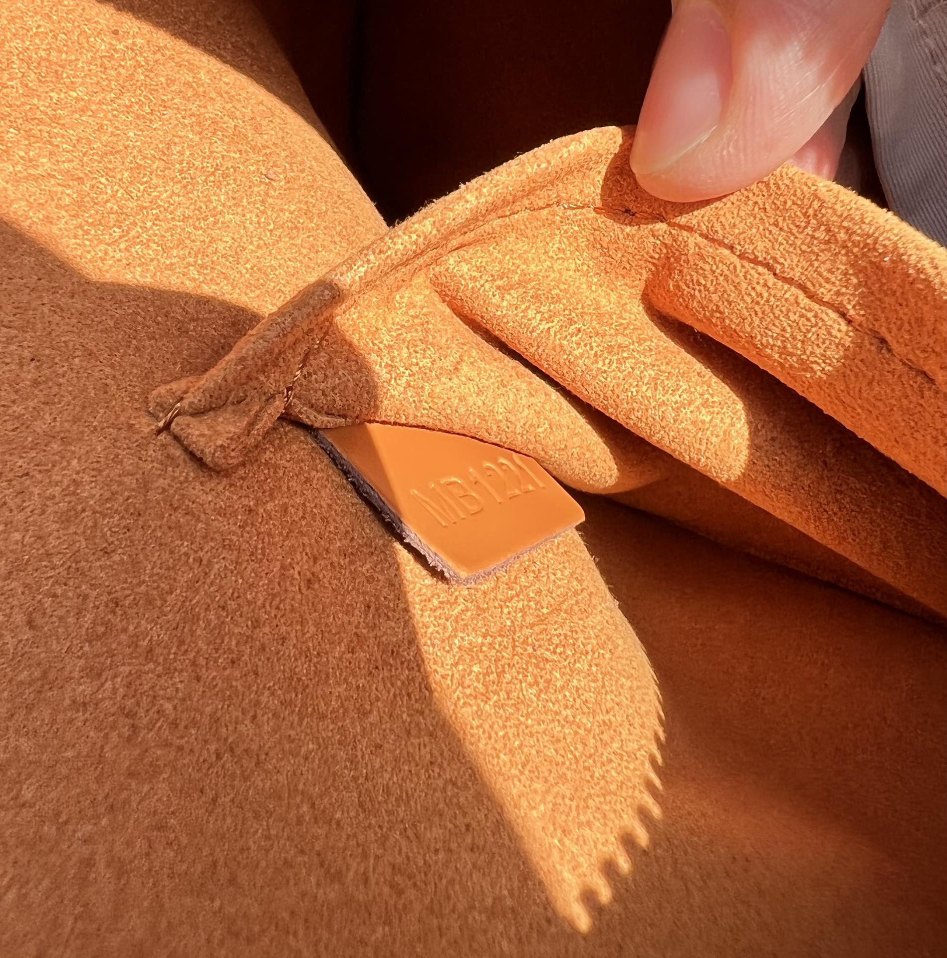 非市场普通货 进口皮料半钢五金 m59217尺寸:23.5×17.5×11.5cmLV海外渠道资源特供贝