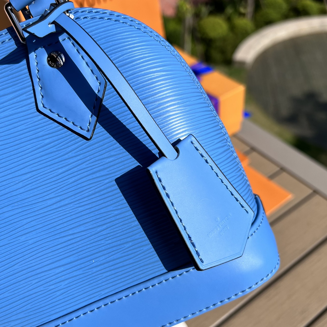 非市场普通货 进口皮料半钢五金 m40302尺寸:23.5×17.5×11.5cmLV海外渠道资源特供贝