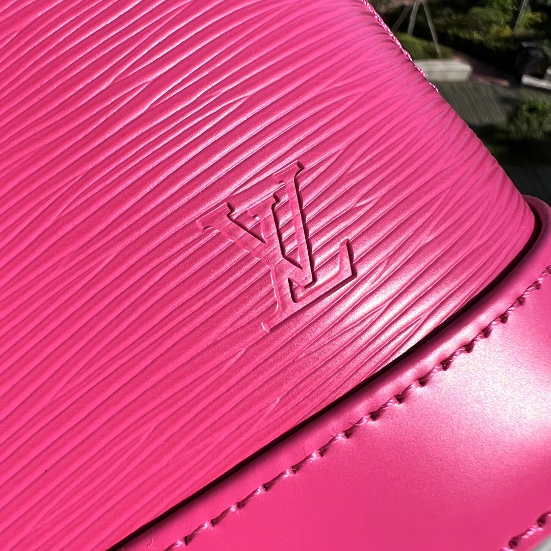 非市场普通货 进口皮料半钢五金 m59271尺寸:23.5×17.5×11.5cmLV海外渠道资源特供贝