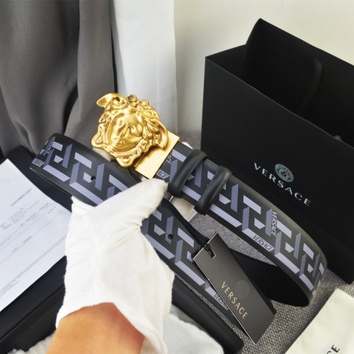 Versace Barocco Print Saffiano Leather Belt with 3D Medusa Buckle 1 Versace Barocco Print Saffiano Leather Belt with 3D Medusa Buckle