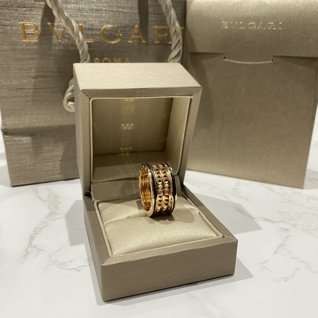 Bvlgari ring