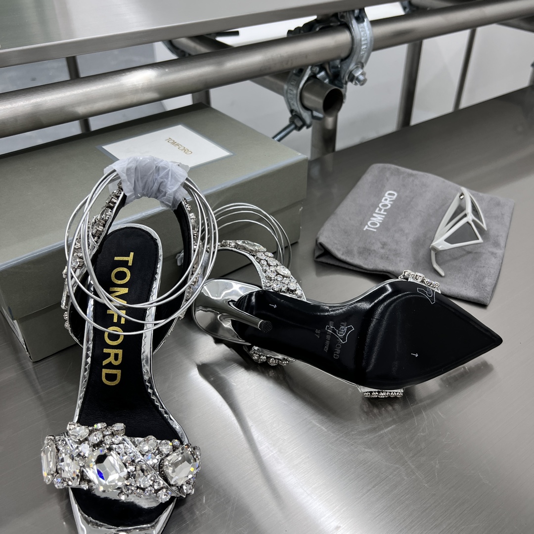 High-End Gold High-Heel Sandals with Crystal Decorations and Custom Paint - 图片 8