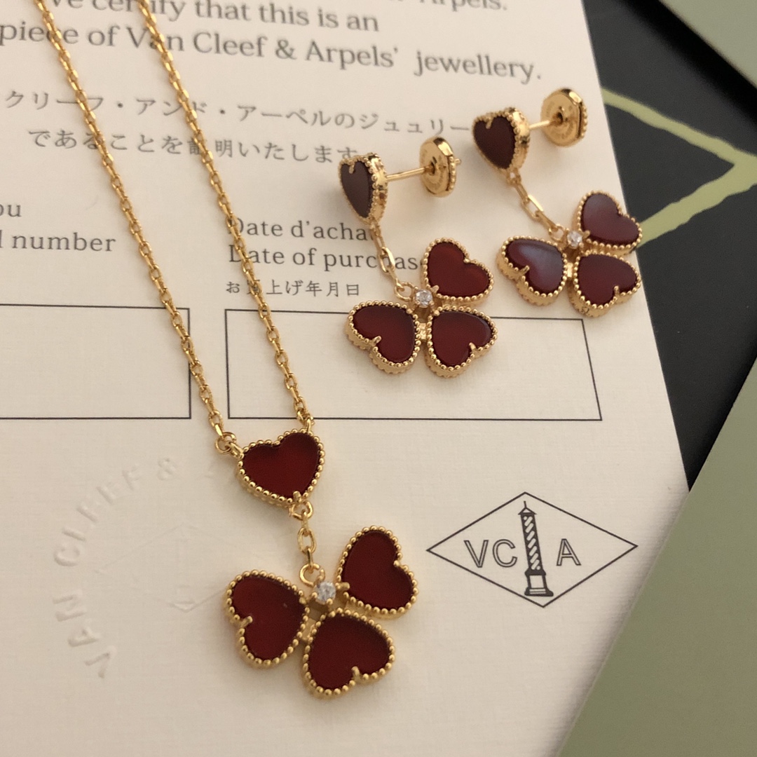 Van Cleef & Arpels Biżuteria Naszyjniki & wisiorki Złoto Czerwony Fashion