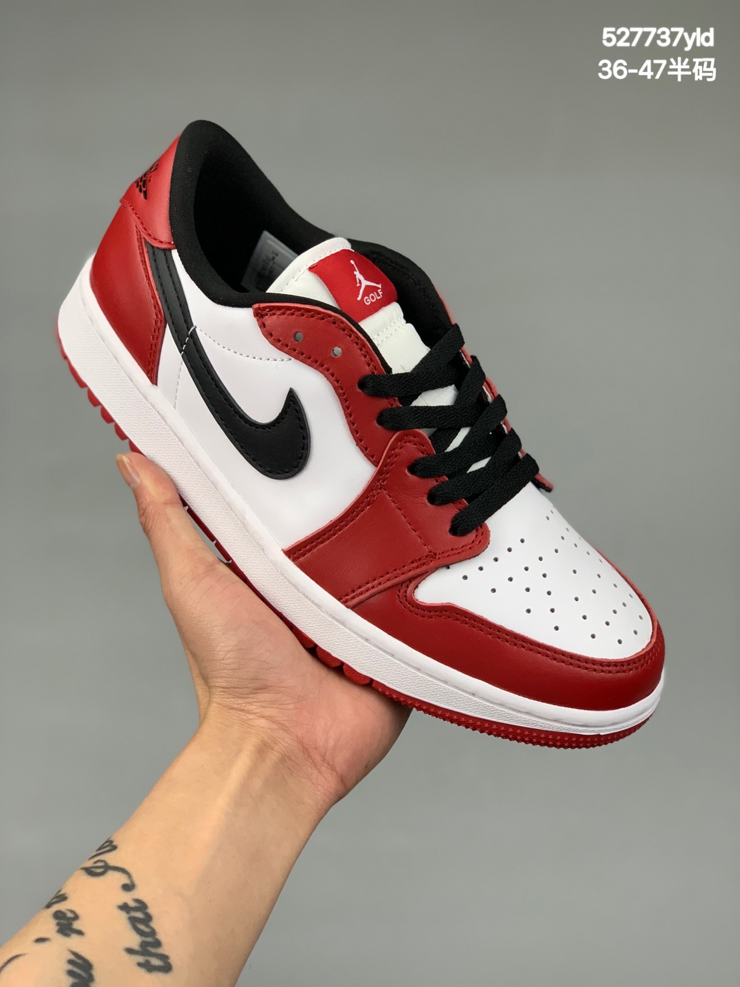 本地
Air Jordan 1 Low Golf 