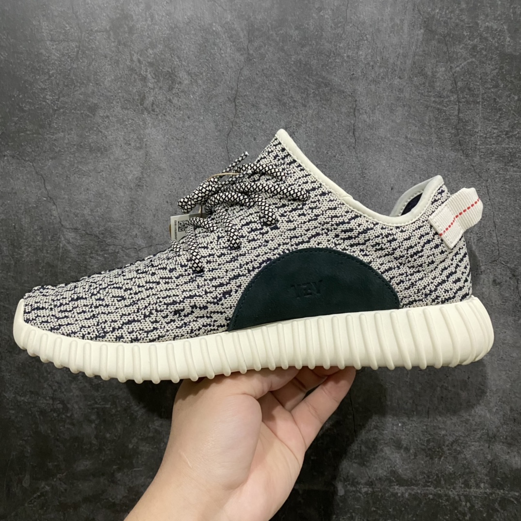 图片[2]-H12版本2022版Yeezy350初代 \”Turtle Dove\” 灰白 AQ4832 原厂再生高弹纱 艺超原厂鞋带 原厂Cost高斯环保线 百宏原厂后拉织带环 德国进口巴斯夫大底 原档案底模数据 区别市面一切版本 均不是一个档次 辰元原厂针织代工 细节还原度极高 大几率过验 尺码 36 36.5 37 38 38.5 39 40 40.5 41 42 42.5 43 44 44.5 45 46 47 48-选品中心