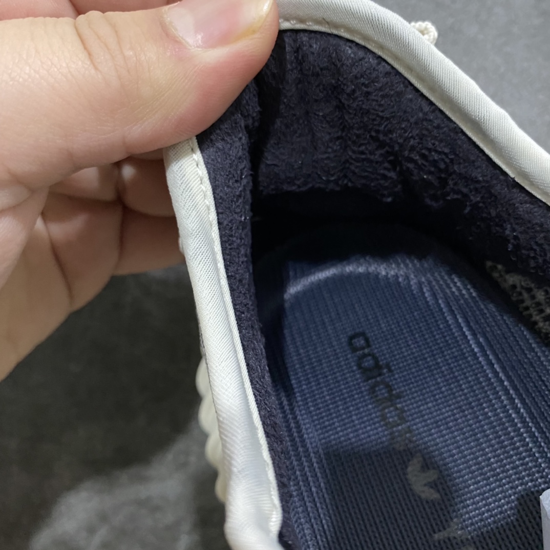 图片[2]-H12版本2022版Yeezy350初代 \”Turtle Dove\” 灰白 AQ4832 原厂再生高弹纱 艺超原厂鞋带 原厂Cost高斯环保线 百宏原厂后拉织带环 德国进口巴斯夫大底 原档案底模数据 区别市面一切版本 均不是一个档次 辰元原厂针织代工 细节还原度极高 大几率过验 尺码 36 36.5 37 38 38.5 39 40 40.5 41 42 42.5 43 44 44.5 45 46 47 48-选品中心