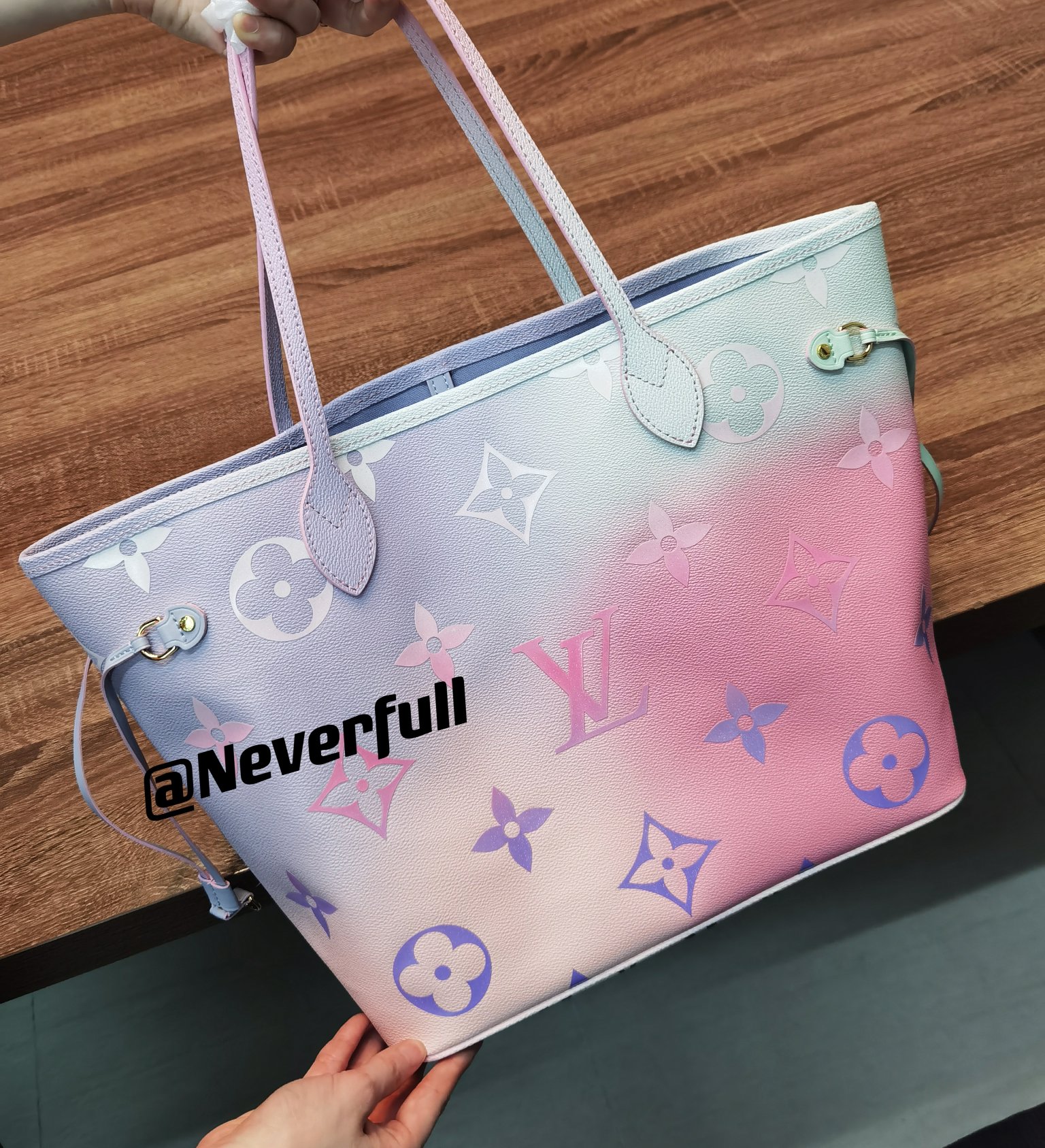 Louis Vuitton LV Neverfull AAAAA+
 Bags Handbags Printing Monogram Canvas Spring Collection M46077