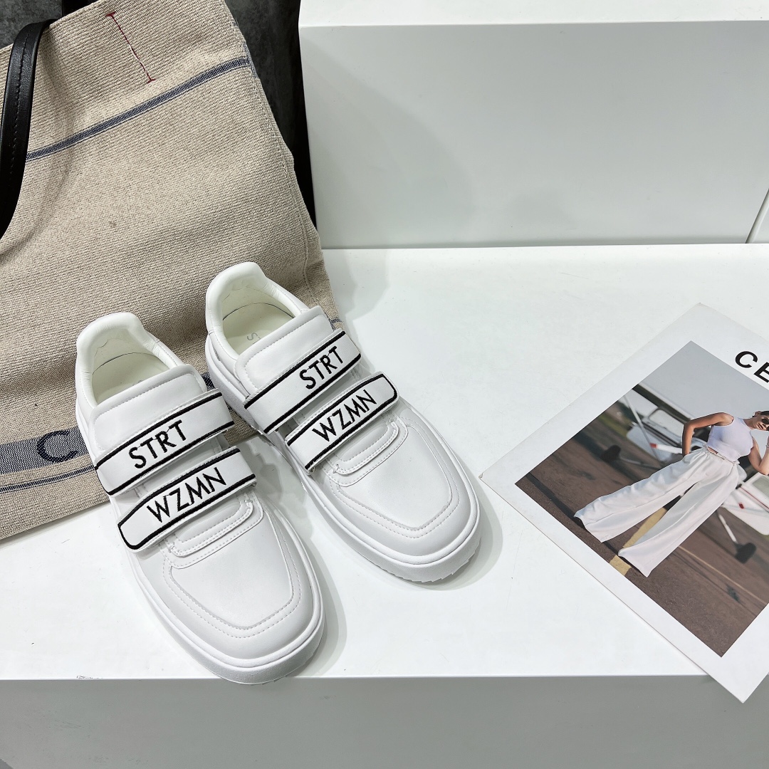 Stuart Weitzman’s 2022 Spring/Summer Shoes: Comfortable and Luxurious Fashion for Modern Women